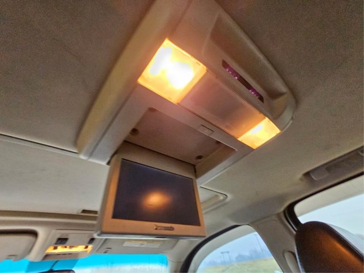 2008-chevrolet-3500-image-46