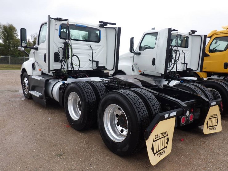 international-lt-image-12