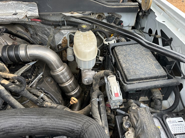 2017-chevrolet-3500hd-image-45