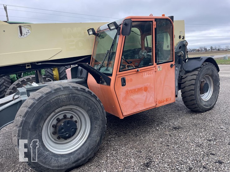 2011-jlg-g10-55a-image-3