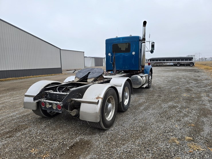kenworth-t800-image-18