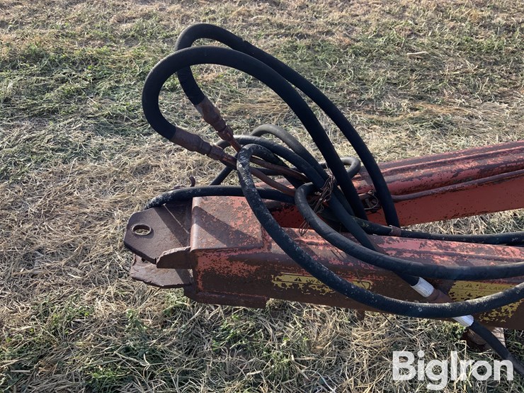 hesston-60a-stack-mover-image-9