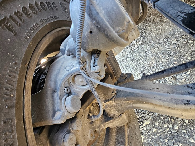 2021-kenworth-t680-image-110