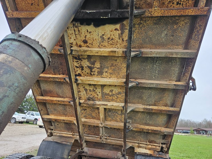 chevrolet-c70-image-88