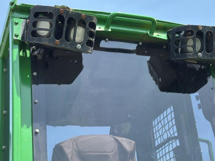 john-deere-2010-image-54