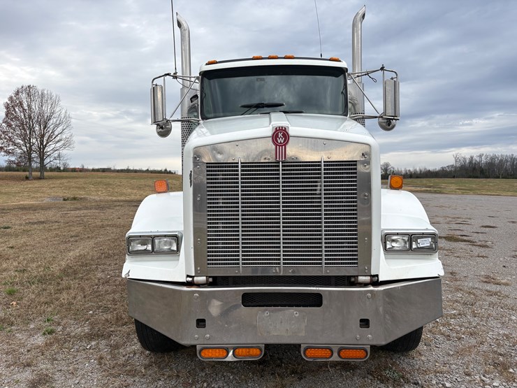 caterpillar-c15-image-2