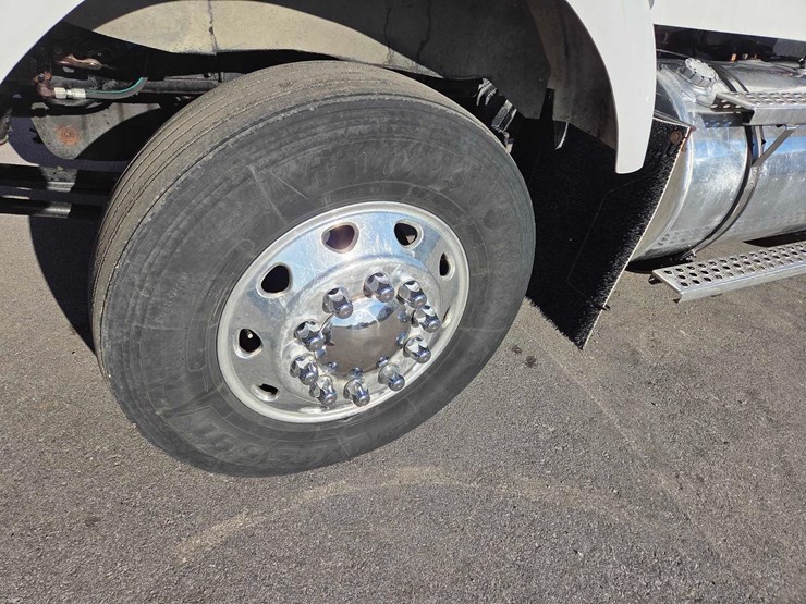 kenworth-t800-image-6