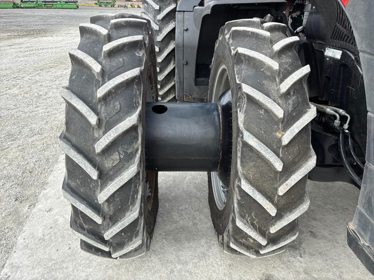 case-ih-magnum-315-image-45