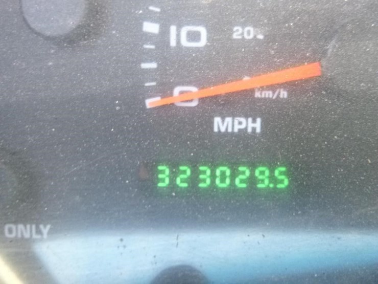 2004-ford-f350-image-19