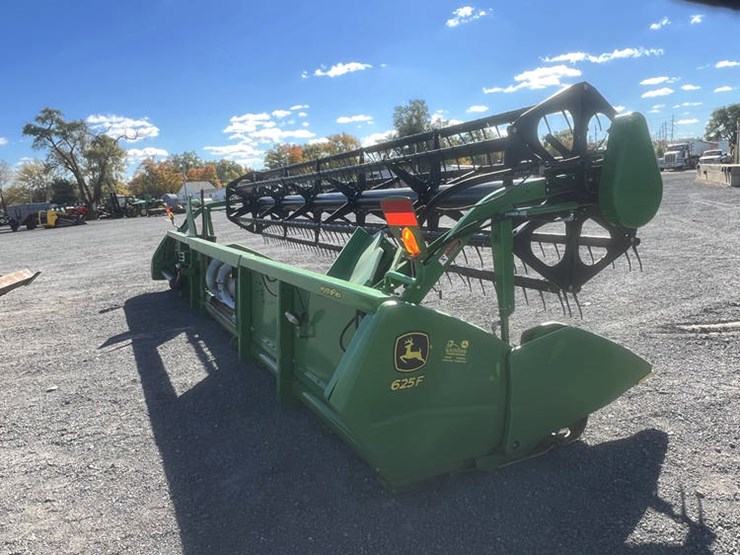 2012-john-deere-625f-image-14