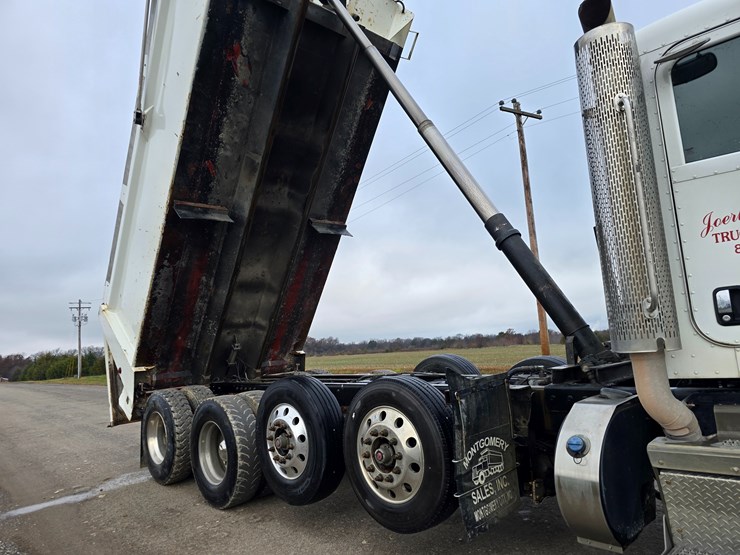 peterbilt-367-image-77