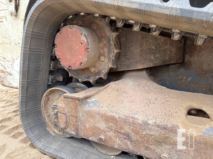 2019-takeuchi-tl10v2-image-15