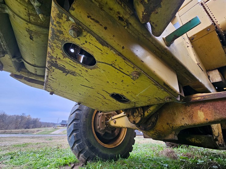 caterpillar-920-image-24