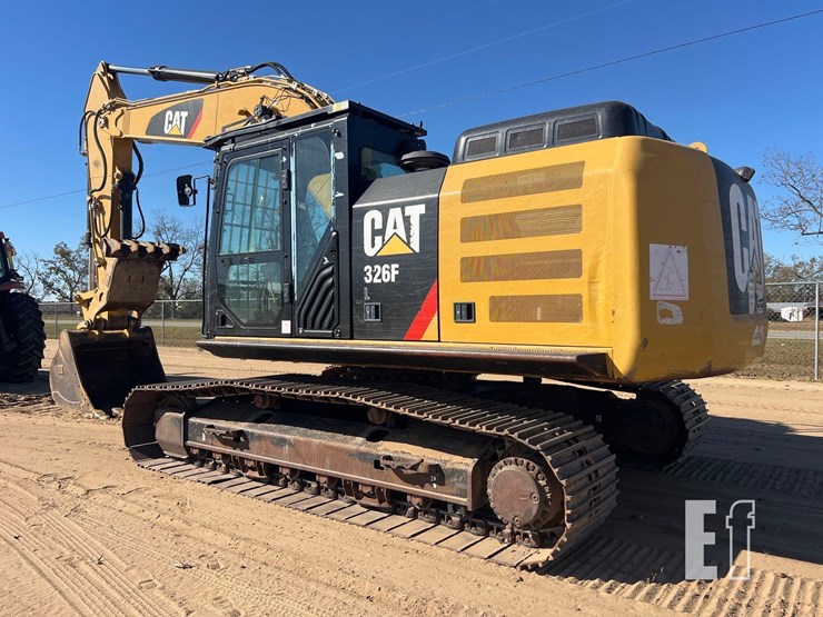 caterpillar-326fl-image-2