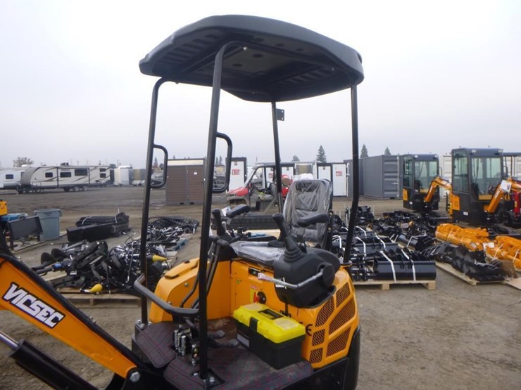 2025-vicsec-vc15p-hydraulic-excavator-image-18