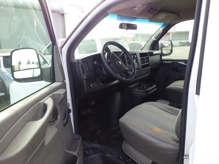 2008-chevrolet-express-1500-image-5