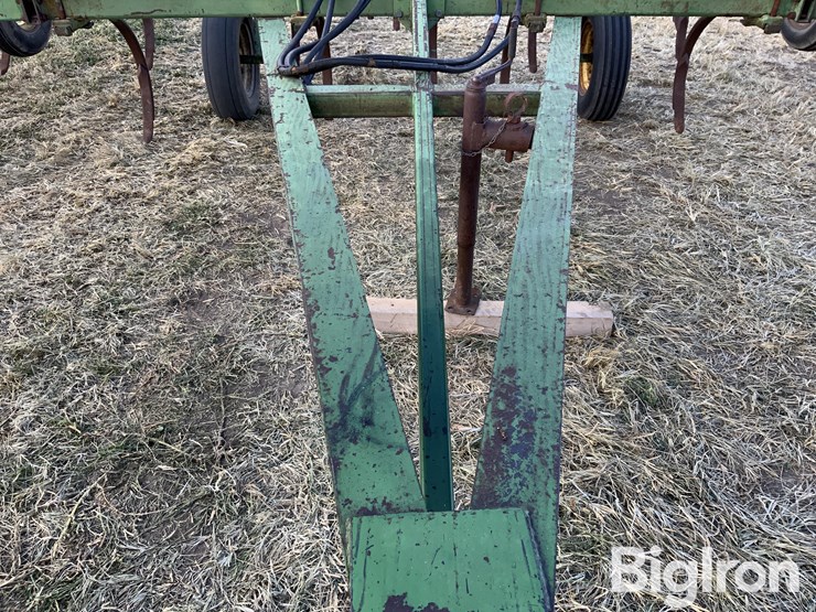 john-deere-1600-image-12