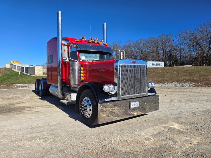 2005-peterbilt-379-image-50
