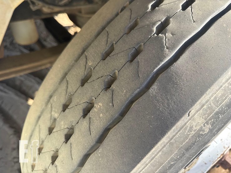 international-durastar-4300-image-12