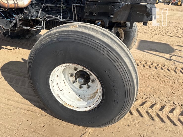 new-holland-ts115a-image-11