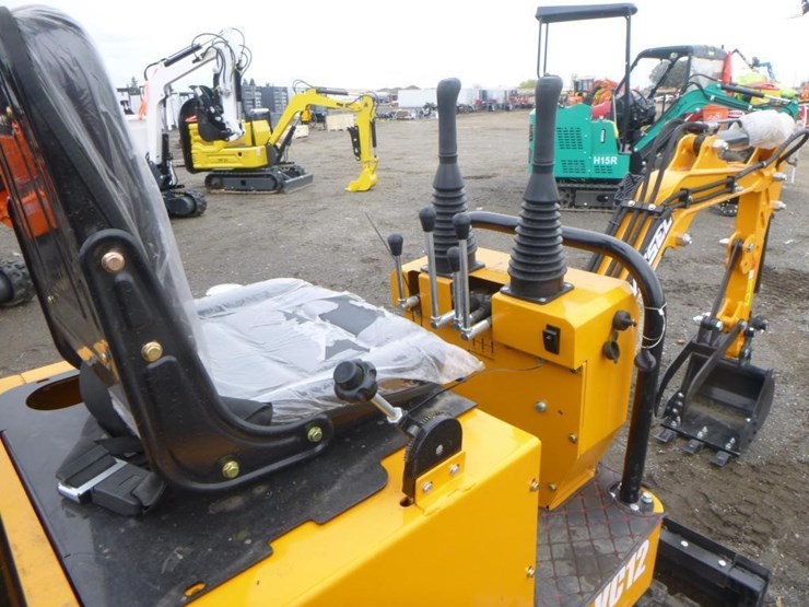 2025-vicsec-vc12-hydraulic-excavator-image-22