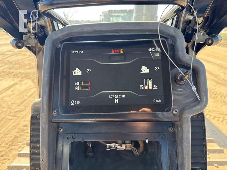 2021-caterpillar-d3-image-30