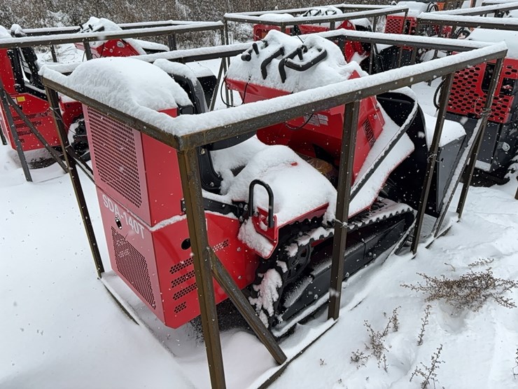 new-agt-sda-140t-mini-track-loader-image-2