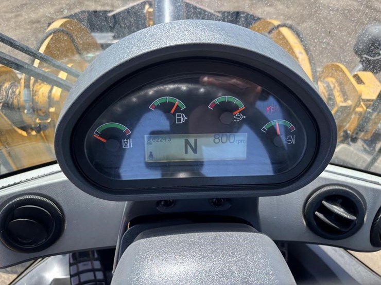 2019-caterpillar-930m-image-35