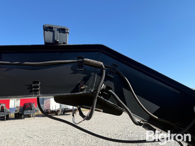 2013-taylor-tg350r-generator-on-tri/a-trailer-image-10