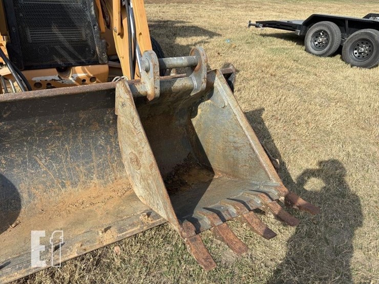 2014-case-580n-image-14