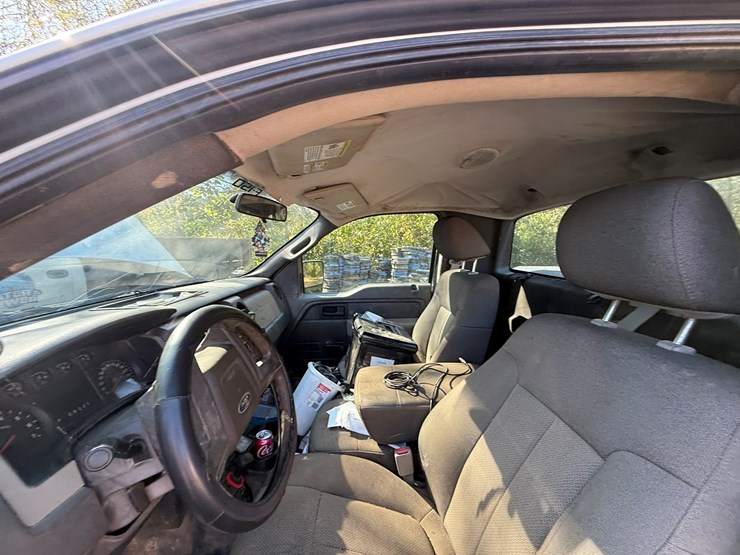 2010-ford-f150-image-35