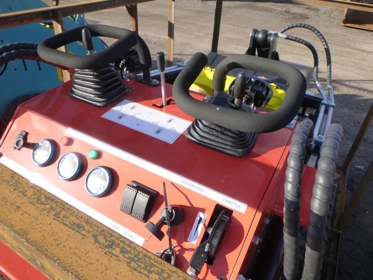 2025-agt-lrt23-skid-steer-track-loader-image-13