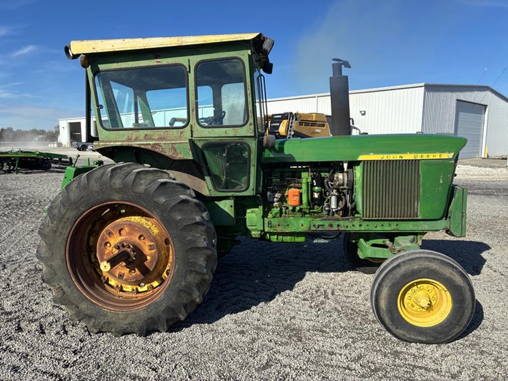 john-deere-4520-image-3
