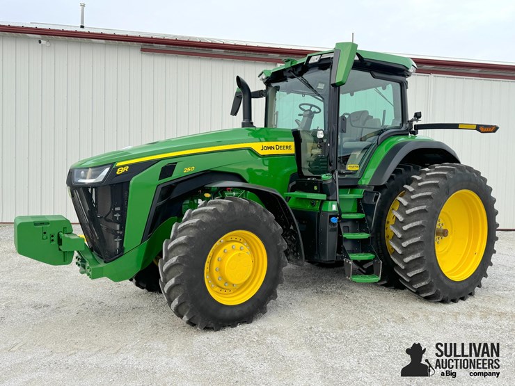 john-deere-8r-250-image-1