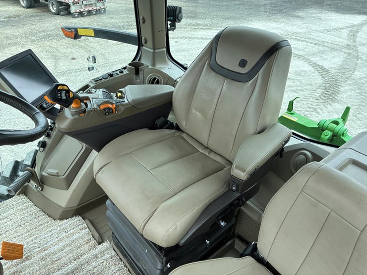 john-deere-8rt-370-image-84