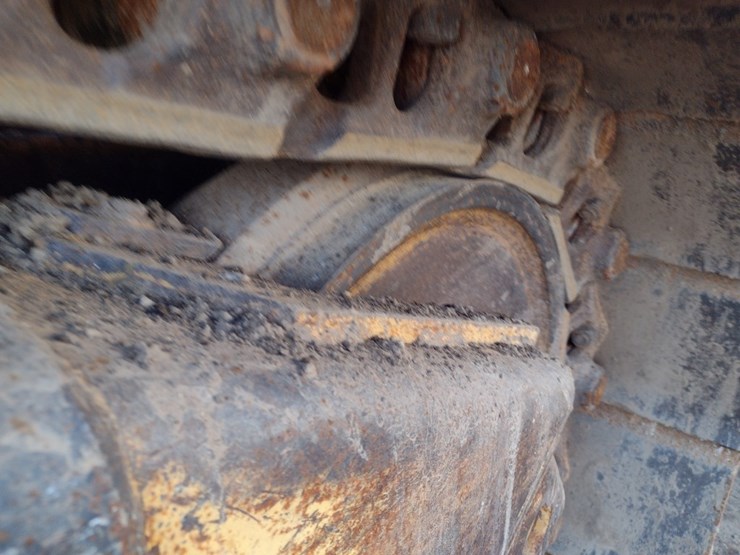 caterpillar-d6t-xl-image-39