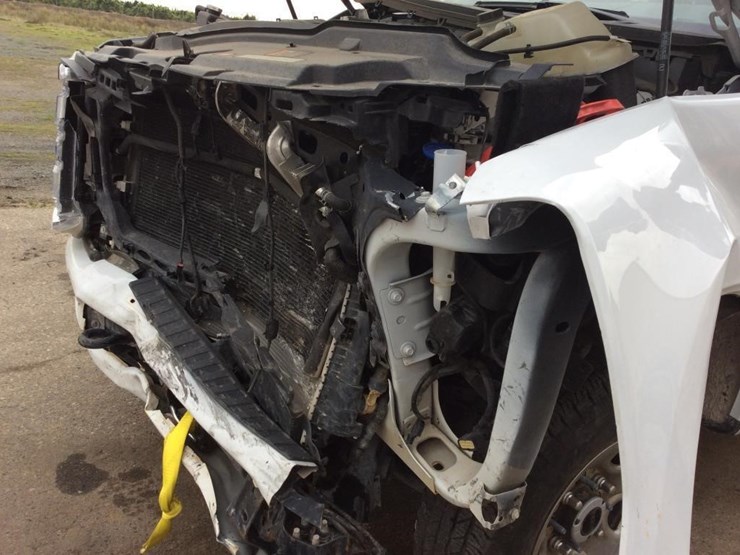 2024-ford-f250-image-14