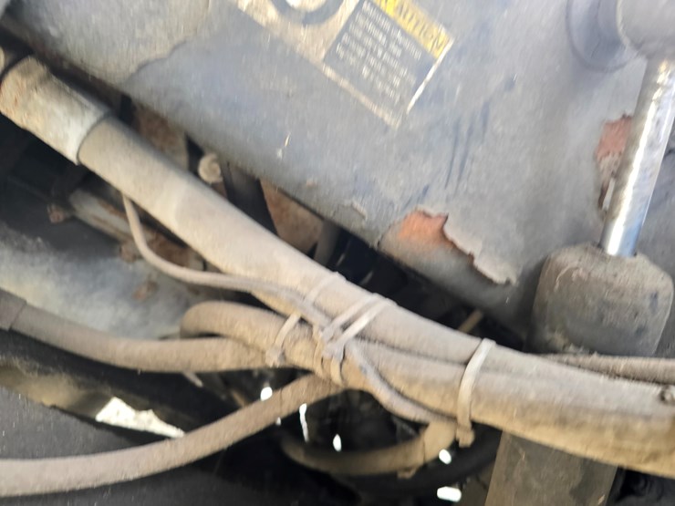 2003-peterbilt-320-image-80