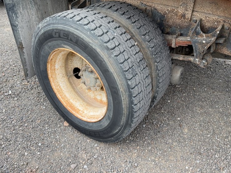 international-durastar-4300-image-5