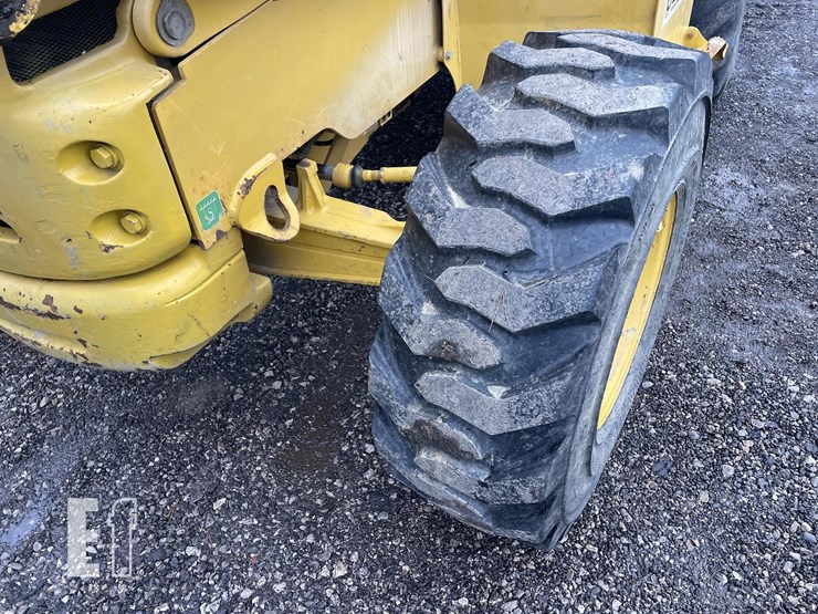 2007-komatsu-wb146-5-image-23