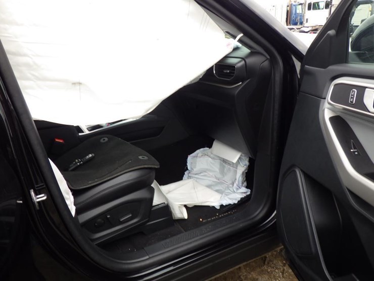 2024-ford-explorer-image-6