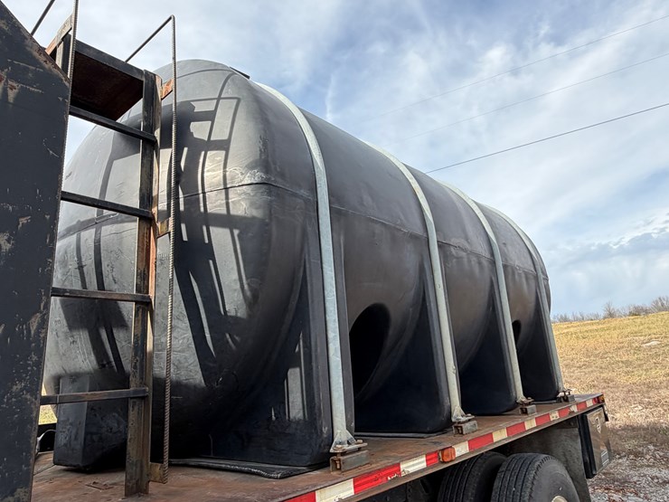 peterbilt-357-image-14