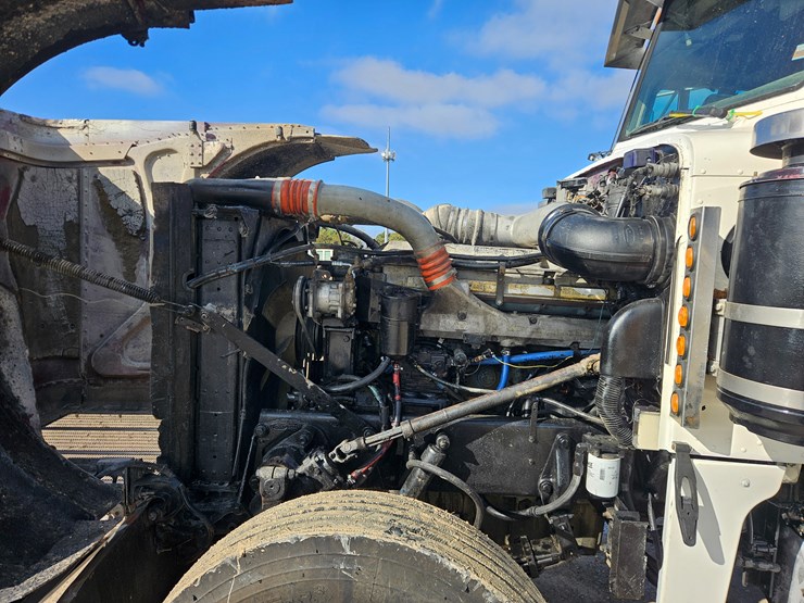 peterbilt-379-image-51