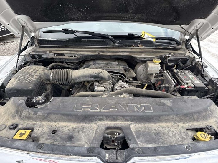 2020-dodge-ram-1500-image-32