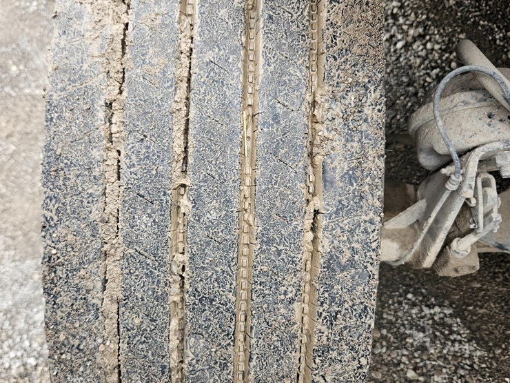 freightliner-columbia-120-image-73