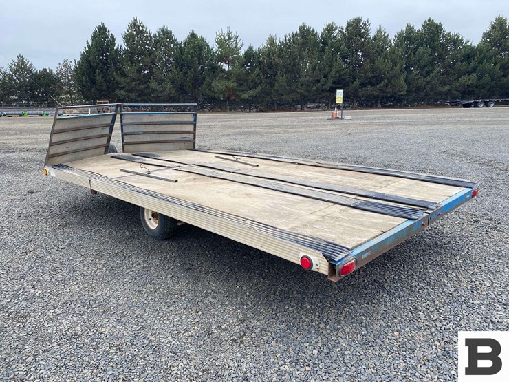 1995-trail-aire-utility-trailer-image-3