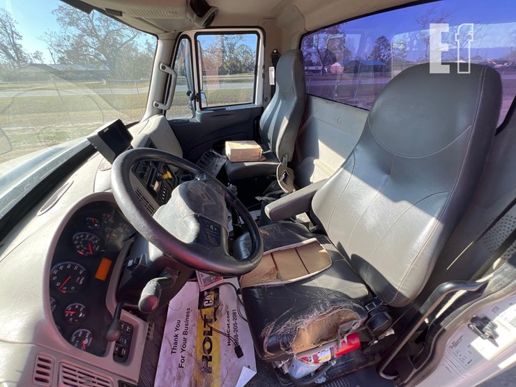 international-durastar-4300-image-28