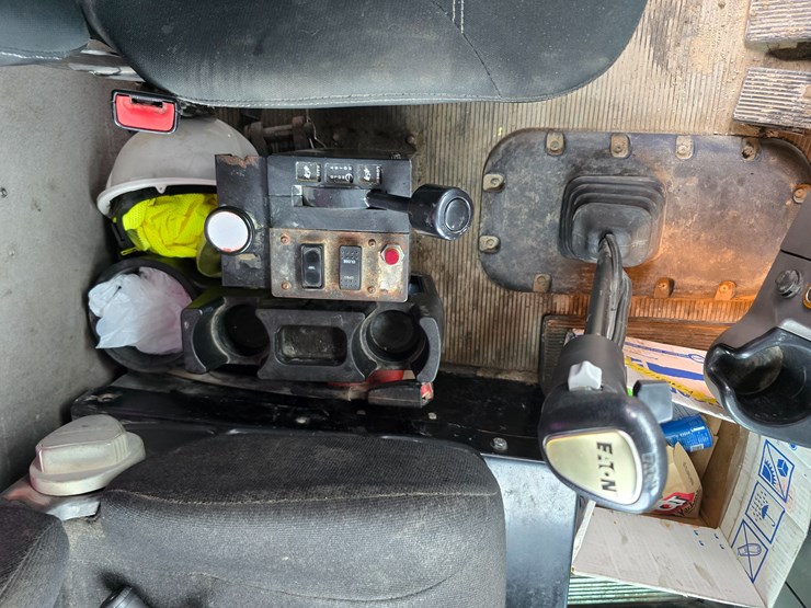 peterbilt-367-image-165