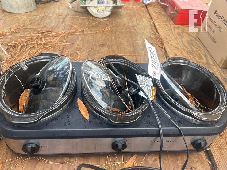 3-hole-frigidaire-food-warmer-image-2