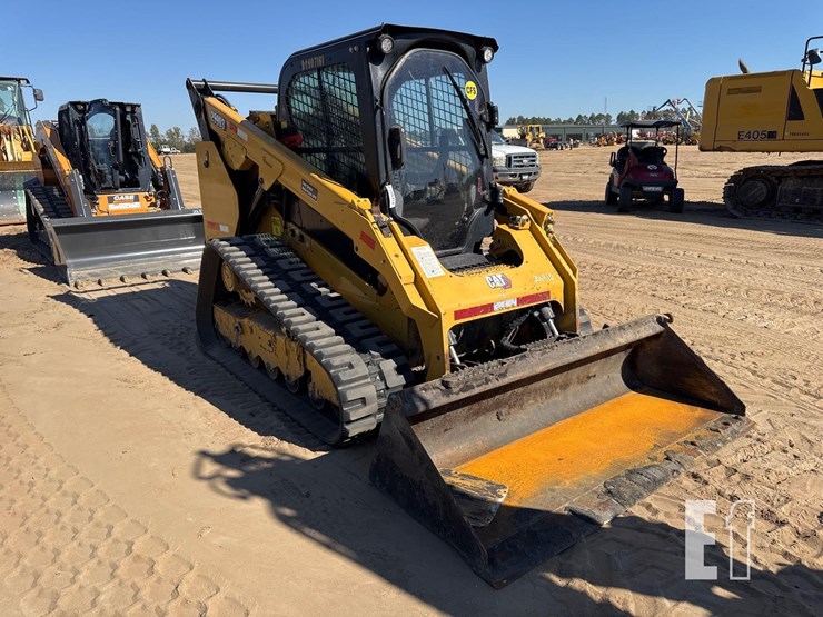 2022-caterpillar-299d3-image-6